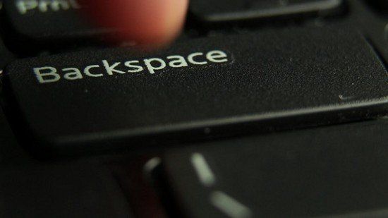 لاگین در برخی توزیع های لینوکس با ۲۸ بار زدن دکمه backspace