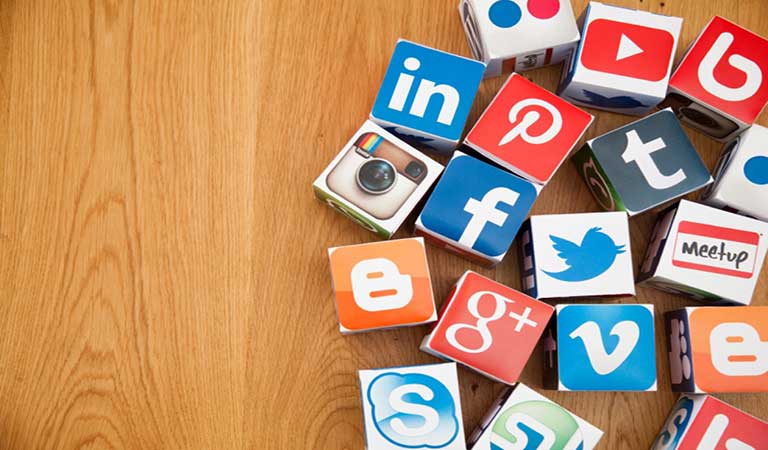 بازاریابی B2B - رسانه اجتماعی